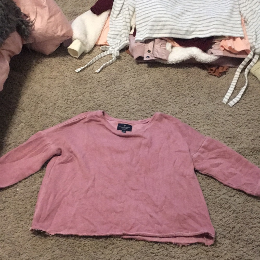 Quarter length sleeve